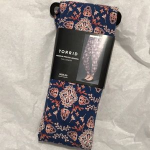 NWT- Torrid - 00